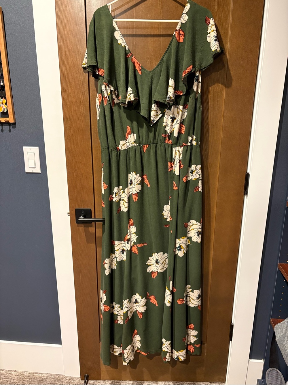 Kiyonna Floral Maxi Dress 3X Olive Green Flutter Sleeve V-Neck Plus Size - Picture 3 of 5